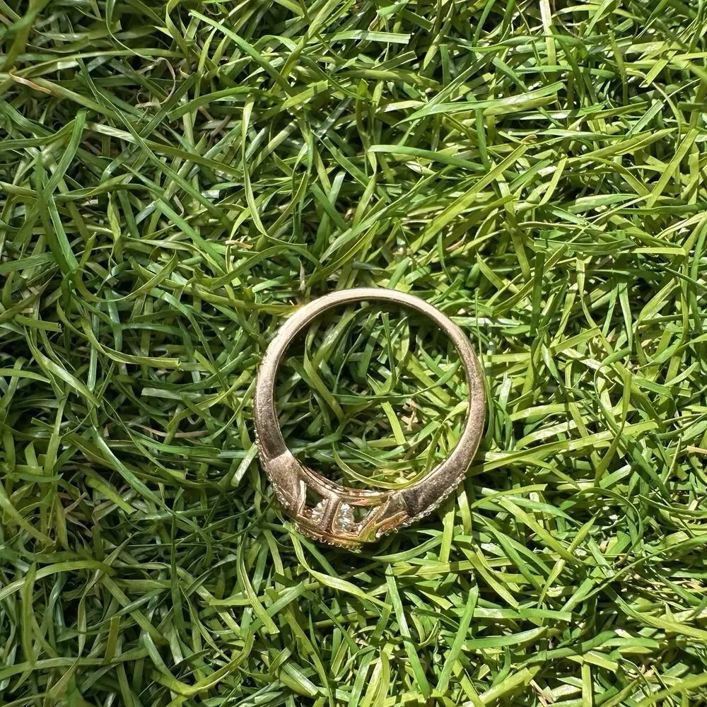 Djoy Heart Ring 925‎ Sterling Silver Size 9 Moving Center Stone Engagement